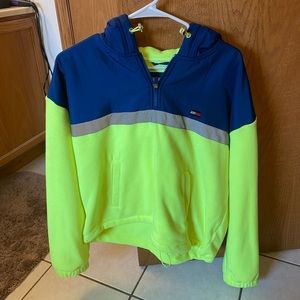 Athlesuire wear! Soft Tommy Hilfiger pullover
